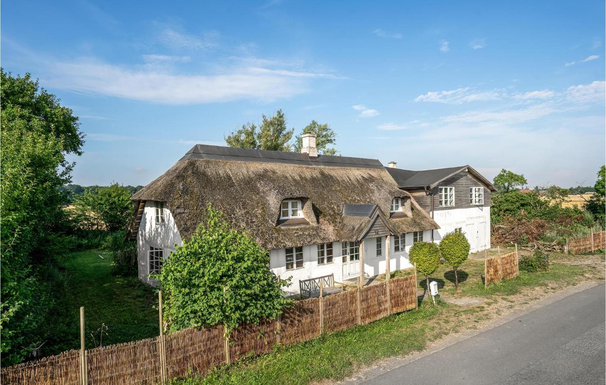 Nice Home In Sollested With Sauna Exteriér fotografie