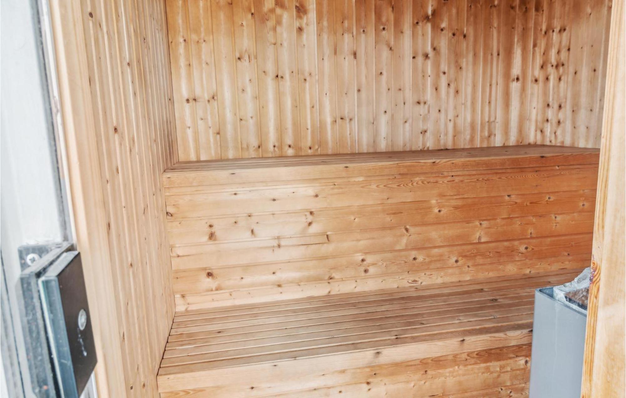 Nice Home In Sollested With Sauna Exteriér fotografie